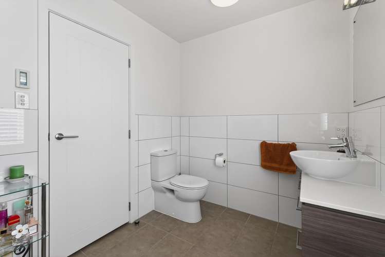 60 Landmark Terrace Orewa_37