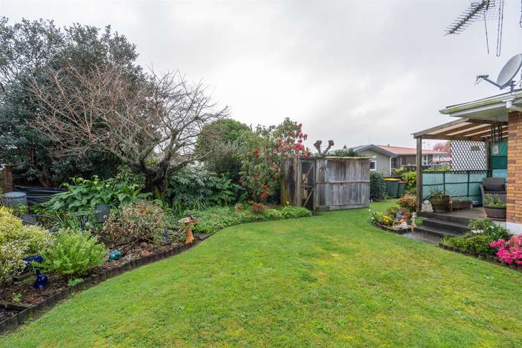 964b River Road Queenwood_18