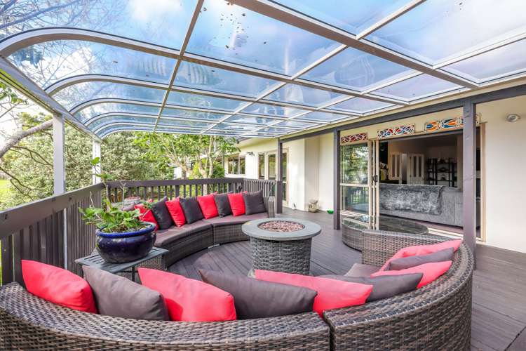 15 Margaret Henry Crescent Oteha_14