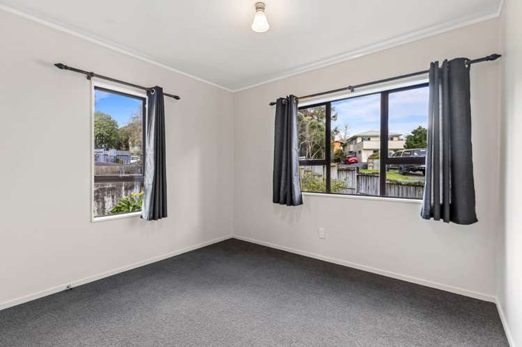 77 Gledstane Road Stanmore Bay_22