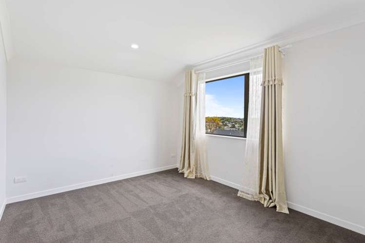 20 Bearing Parade Long Bay_9