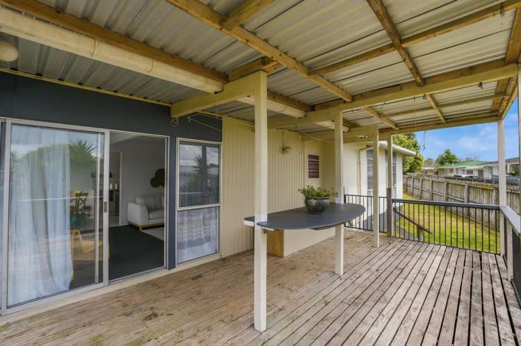 9 Paramount Parade Tikipunga_16