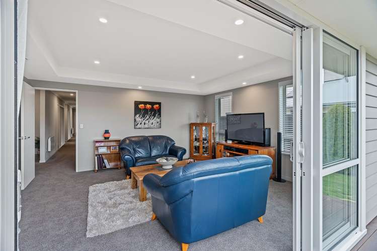 22 Euphrasie Drive Aidanfield_12