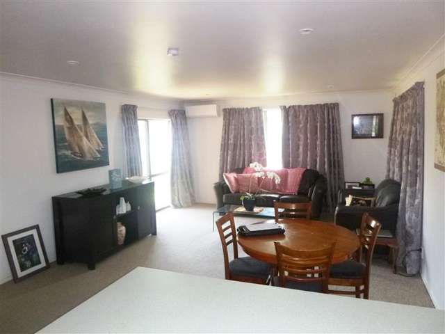 750A Tremaine Avenue Roslyn_3