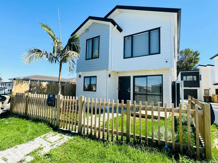 66A Maplesden Drive Clendon Park_13