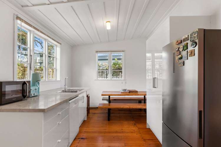 11 Green Lane Helensville_10