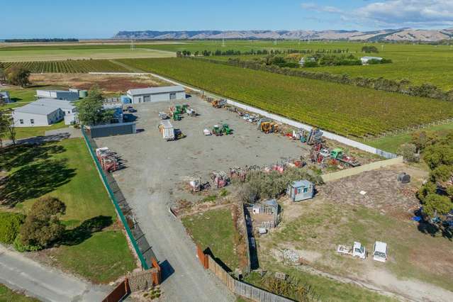 Workshop, Warehouse + Big 6,000sqm Secure Yard