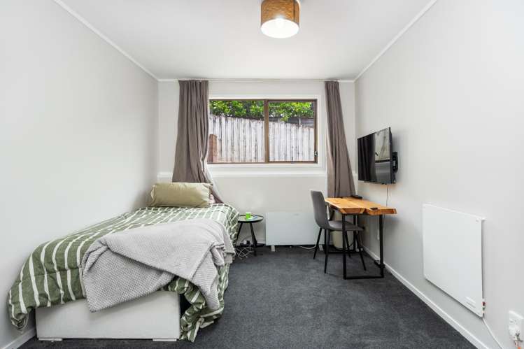 1/50 Carlisle Road Browns Bay_12