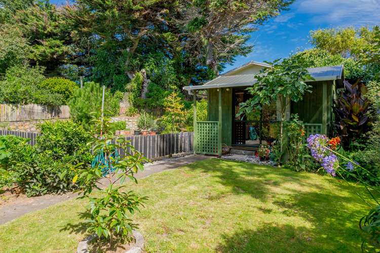 127 Renown Road Raumati South_15