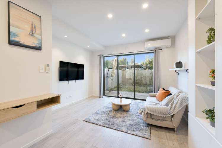 2/46 Te Kanawa Crescent Henderson_13