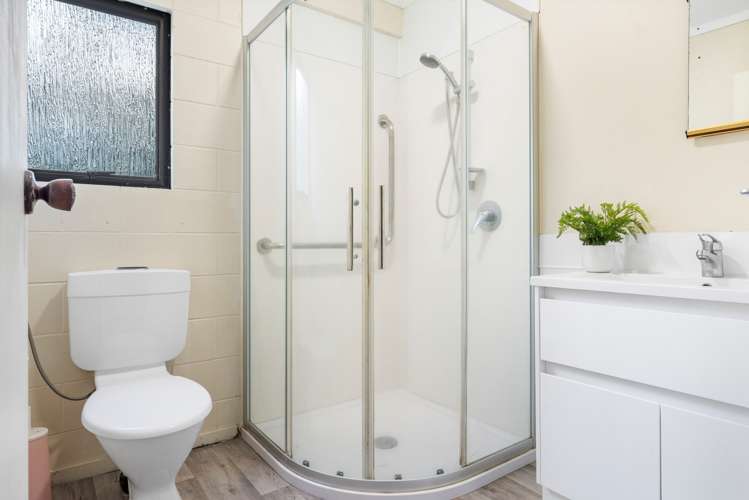 484 Papamoa Beach Road Papamoa_13