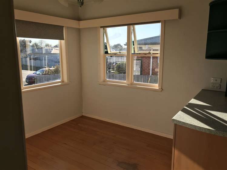 16 Russell Avenue Pukekohe_6