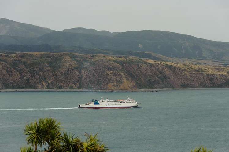 12 Signallers Grove Strathmore Park_1