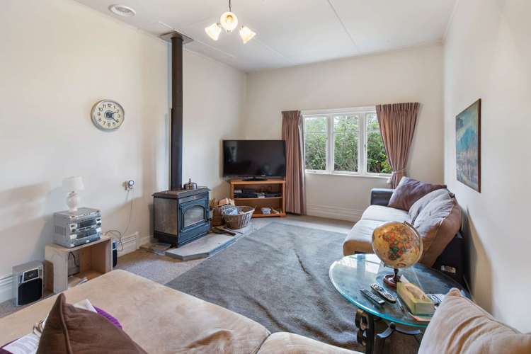 6 George Street Ohingaiti_10