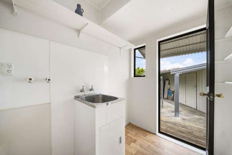 2/12 Edmund Hillary Ave Papakura_12