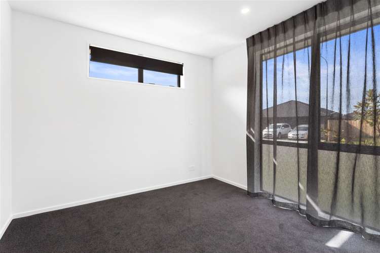 8 Jasmine Street Woodend_6