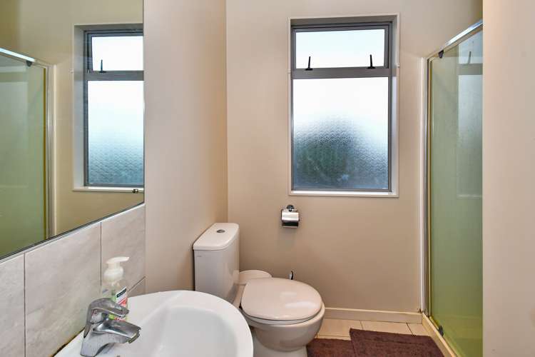 11 Manchester Drive Flat Bush_6