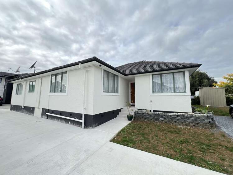 51 Swaffield Road_0