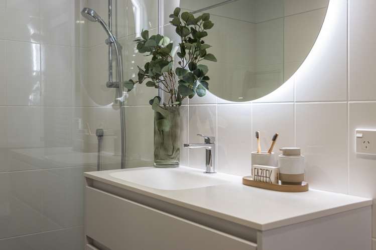 1/22 Queens Parade Devonport_39