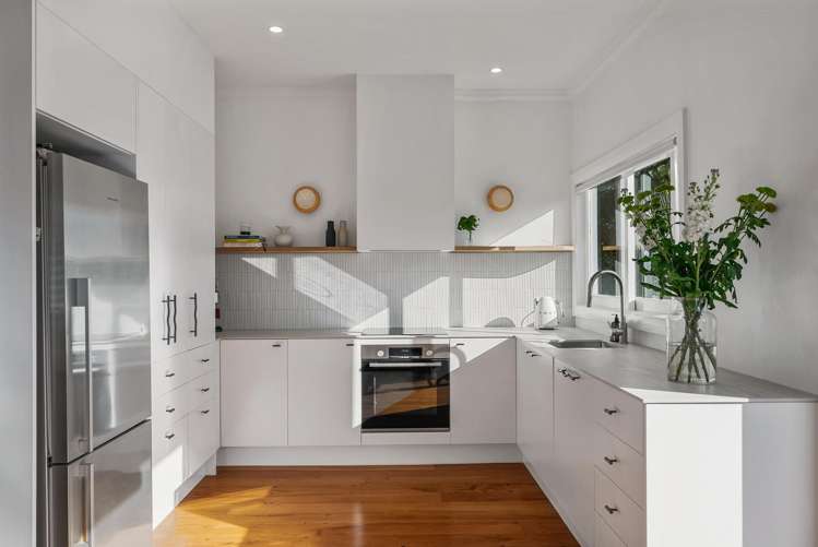 79 Astley Avenue New Lynn_3