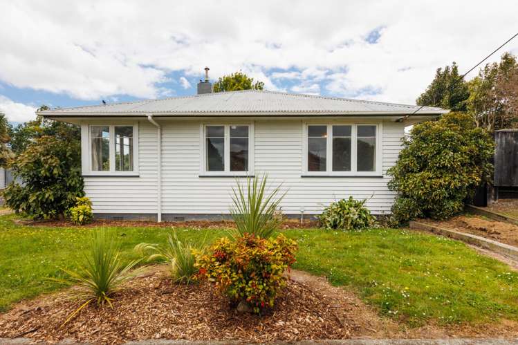 2 Stoke Place Awapuni_11
