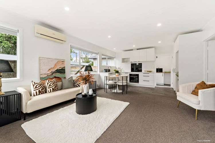 69a Red Beach Road Red Beach_1