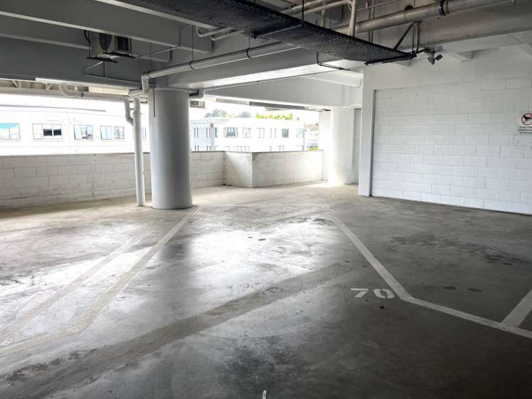 B707/176 Broadway Newmarket_6