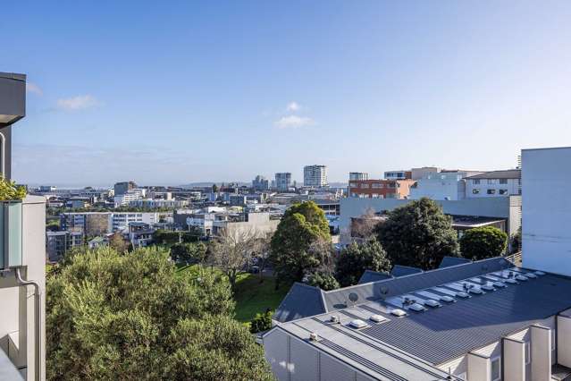 25/8 Basque Road Eden Terrace_2