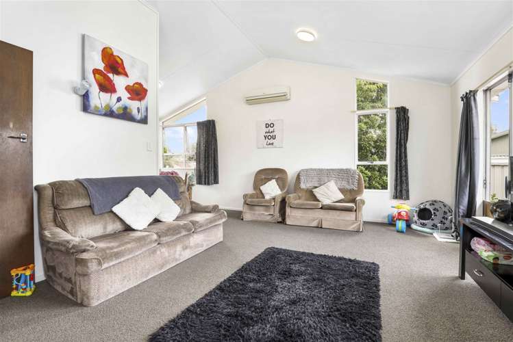 4 Elmwood Crescent Pukete_9