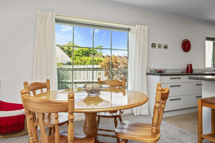 2/17 Riverview Road Panmure_6