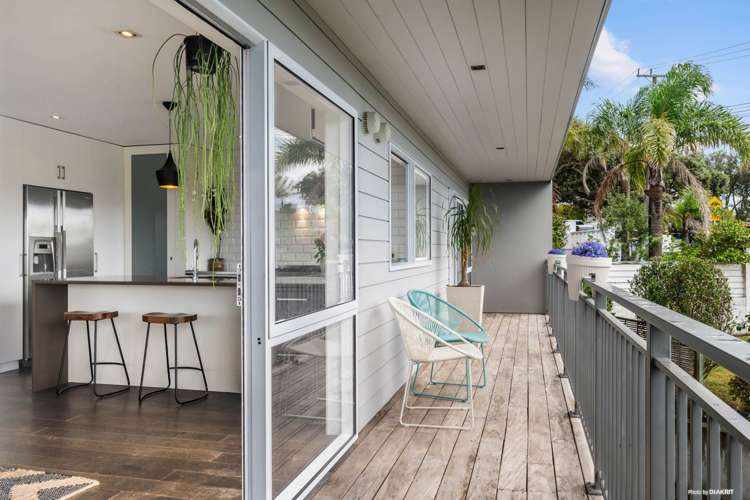 1/86 Seaview Road Castor Bay_9