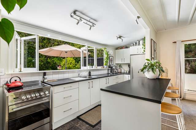 218 Woodlands Park Road Titirangi_2