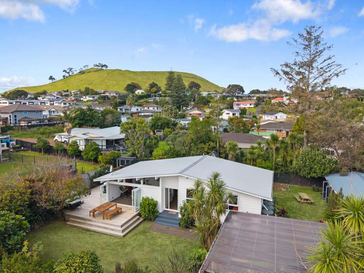 27 Wallace Road Mangere Bridge_12