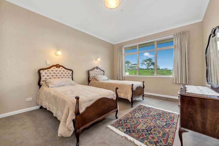 48 Porterfield Road Whitford_21