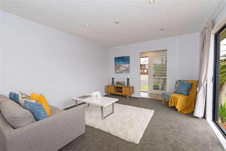 34 Beach Road Te Atatu Peninsula_6