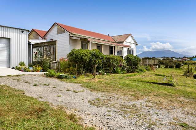 136 Warwick Road Stratford_1