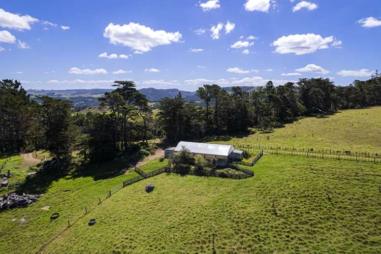 114 Hay Road Hukerenui and Surrounds_19