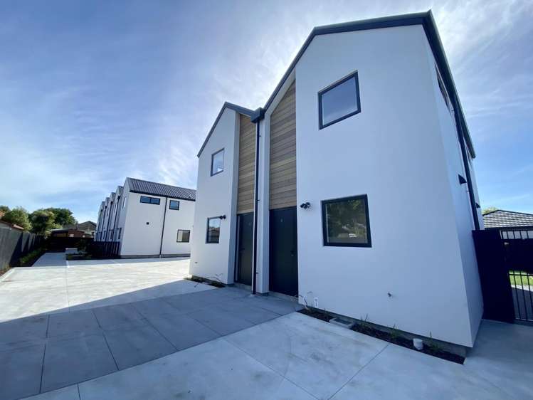 1/265 Lyttelton Street_0