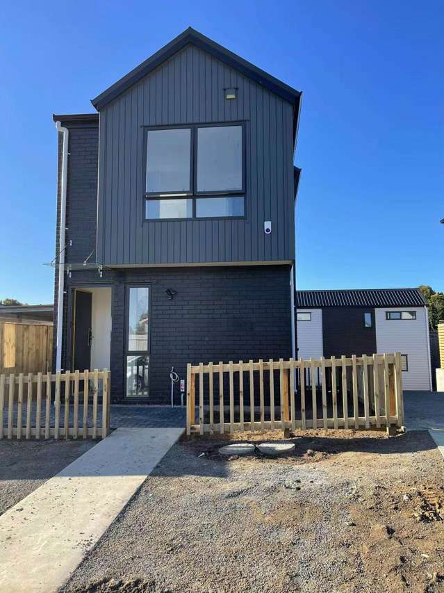 1/2 Ayr Road Pakuranga Heights_1