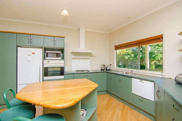 172 Woodlands Road Carterton_15