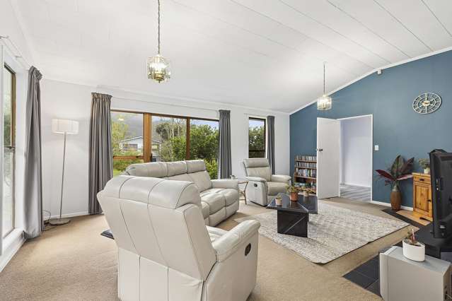 14 Balliol Drive Tawa_3