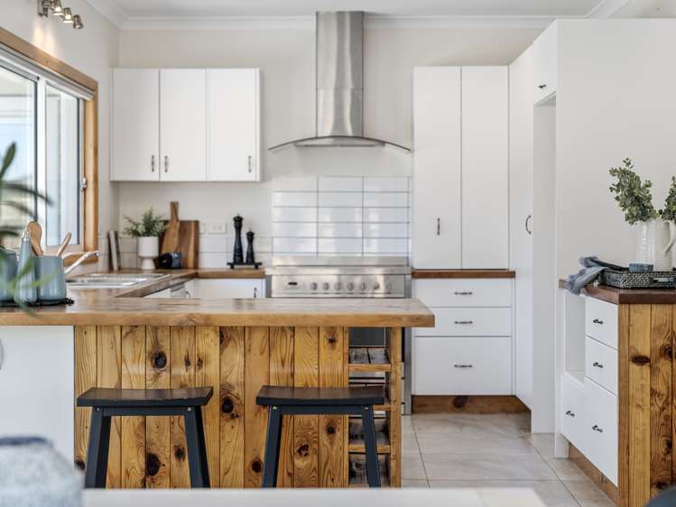 32 Ballintoy Park Drive Welcome Bay_4