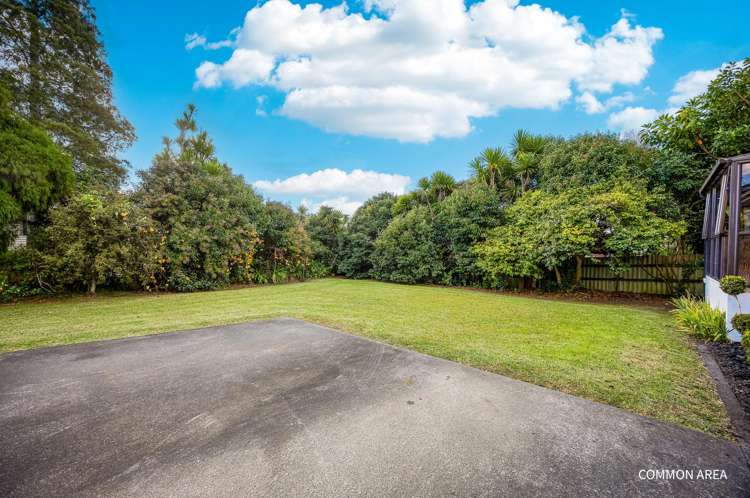 2/14 Rowan Terrace Te Atatu South_14