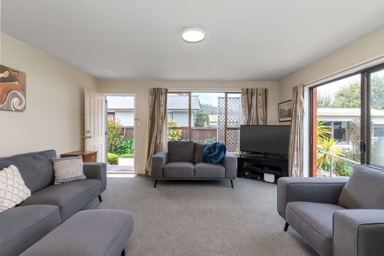 32b Laing Crescent Heathcote Valley_6