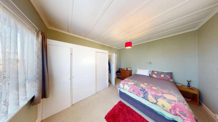 104 Gonville Avenue 1208_8