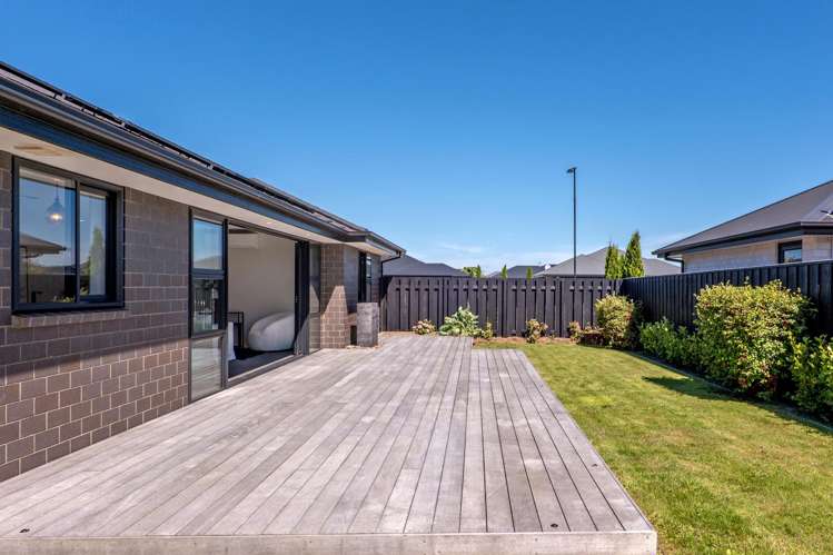 35 Craig Thompson Drive Lincoln_16