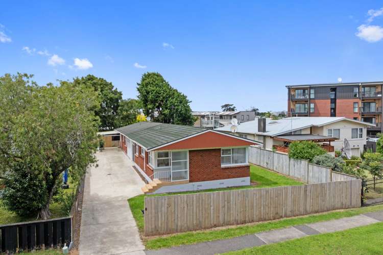 1/8 Edgewater Drive Pakuranga_15