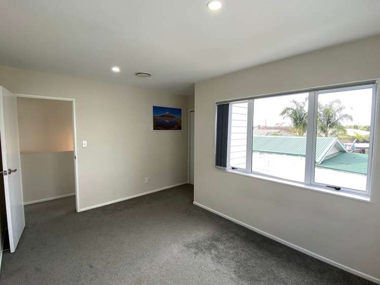 50c Preston Road Clover Park_13