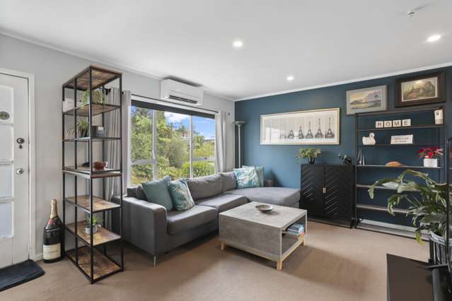 2/22c Evans Road Glen Eden_1