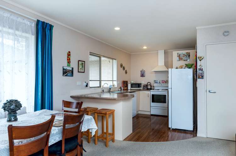 18b Dennis Taylor Court Paraparaumu_6